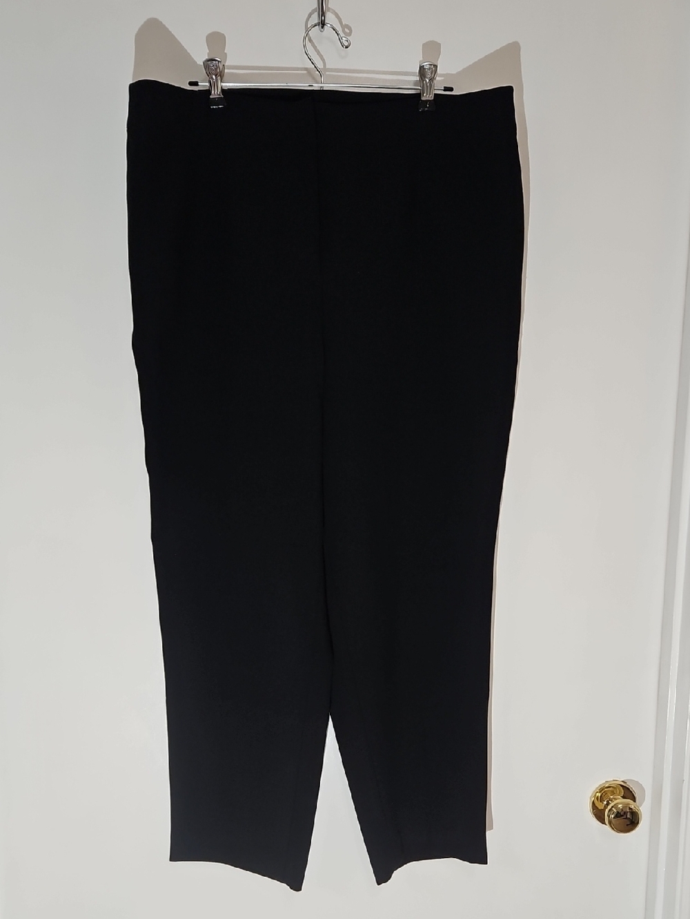 Ann Taylor Black Straight-Leg Women's Pants